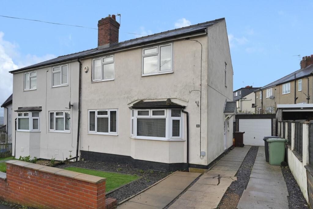 Brooklands Crescent, Yeadon, Leeds