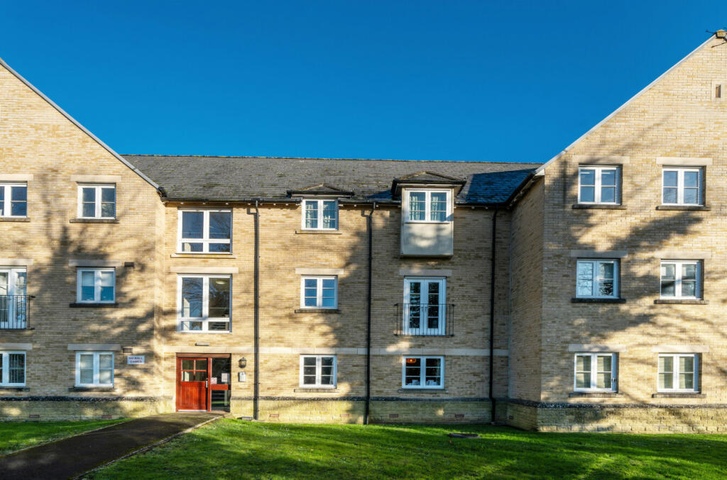 Wilkinson Place, Witney, Oxfordshire