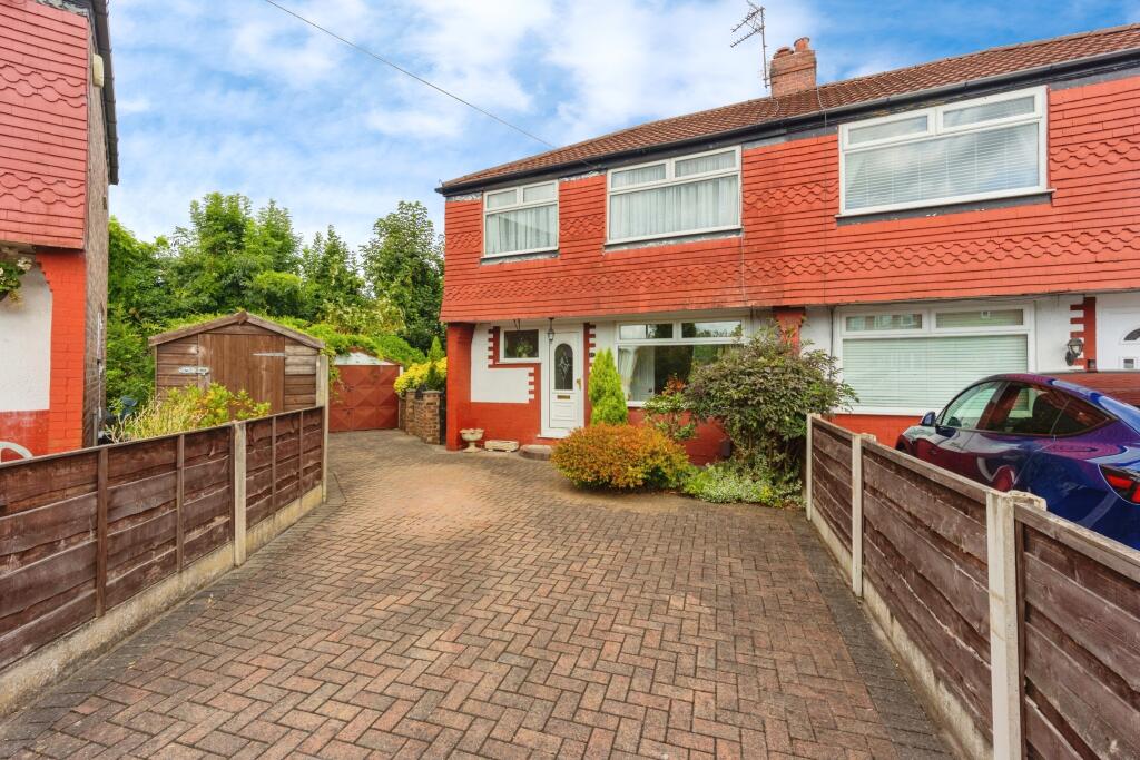 Hollyway, Manchester, Greater Manchester, M22