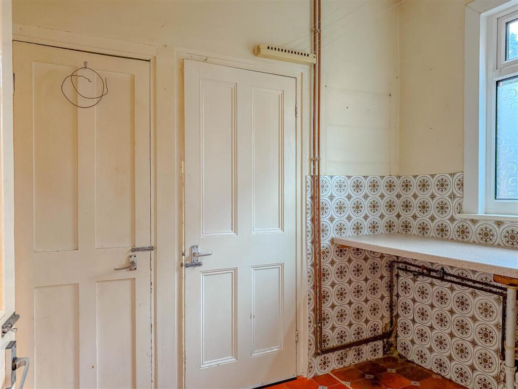 UTILITY ROOM