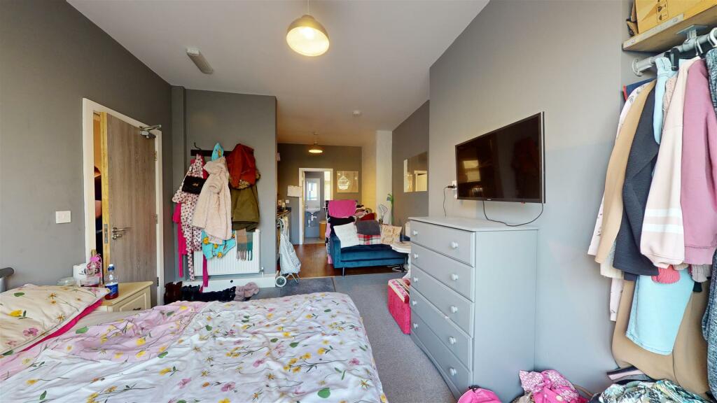 Flat 1 - Bedroom