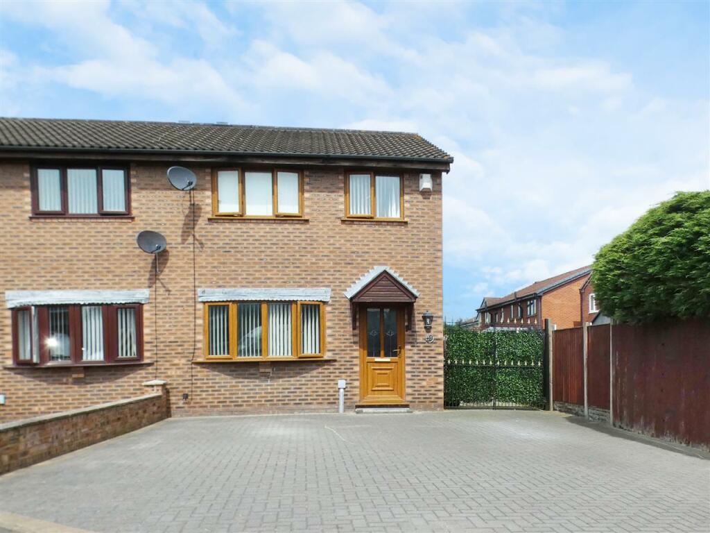 Headingley Close, Huyton, Liverpool