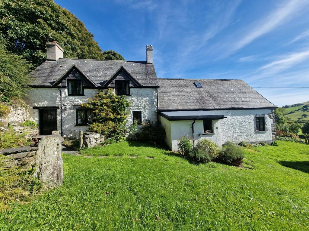 Pendre 1 & 2, Ty Nant, Corwen