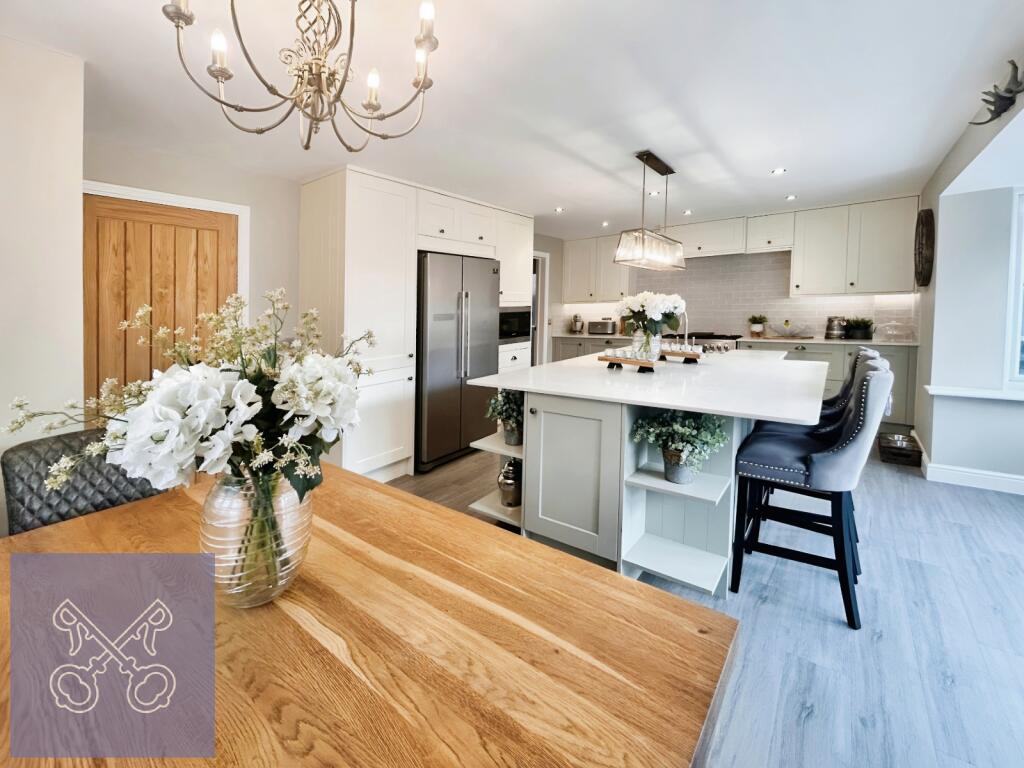 Kitchen/Dining Room