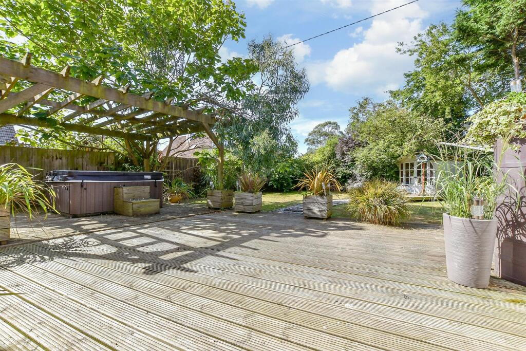 Patio / Decking