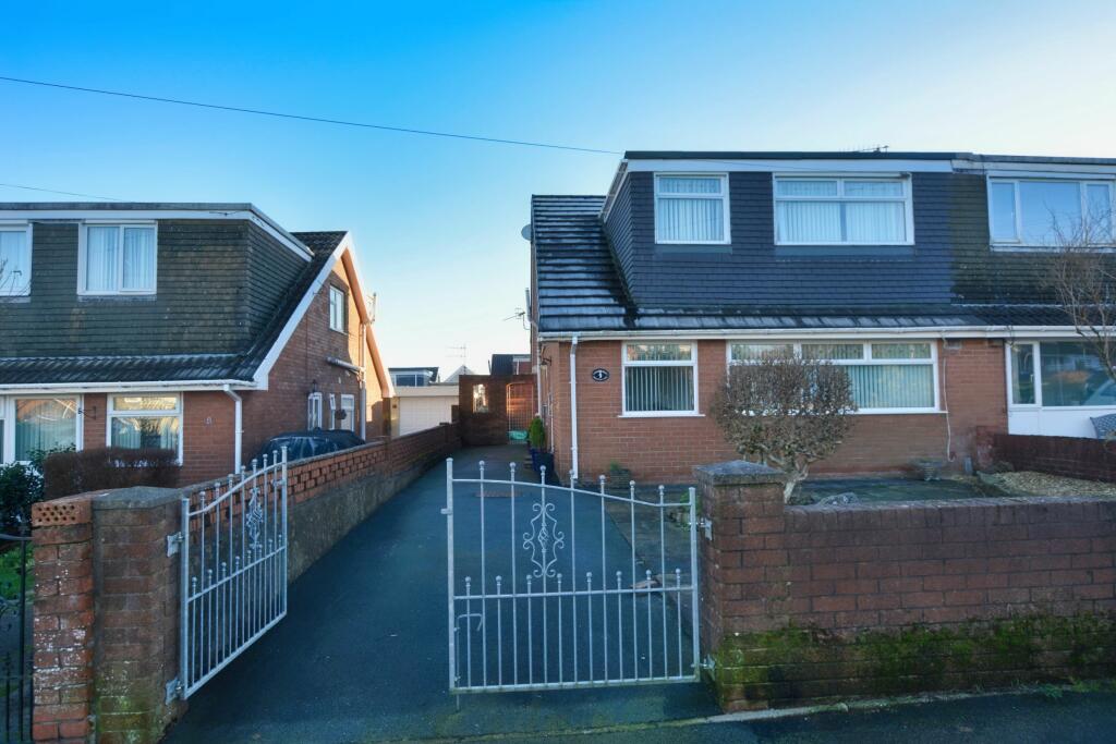 Salisbury Close, Heolgerrig, Merthyr Tydfil