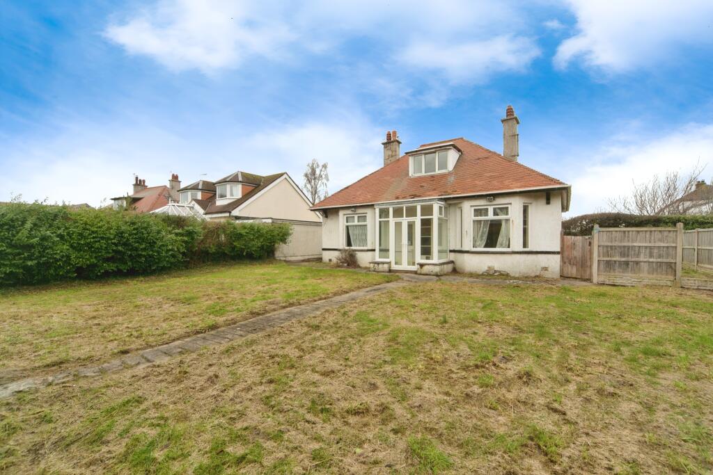 Albert Drive Gardens, Deganwy, Conwy, LL31