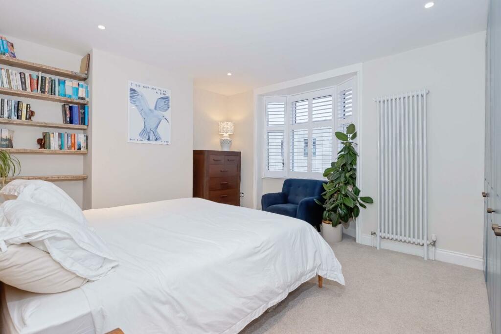 Haddington St bedroom main 1 .jpg