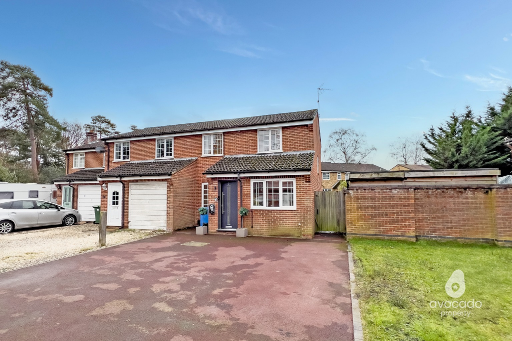 Crofton Close, Forest Park, Bracknell