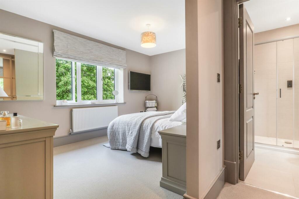 Principal Bedroom