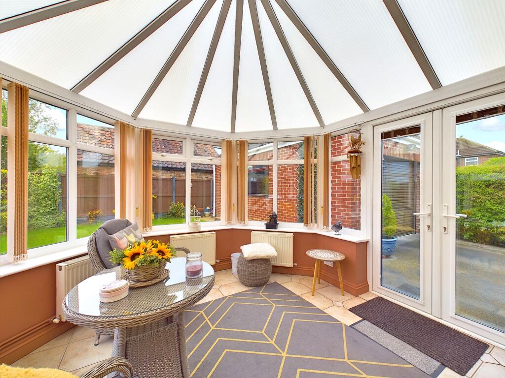 1a Sefton Avenue - Conservatory