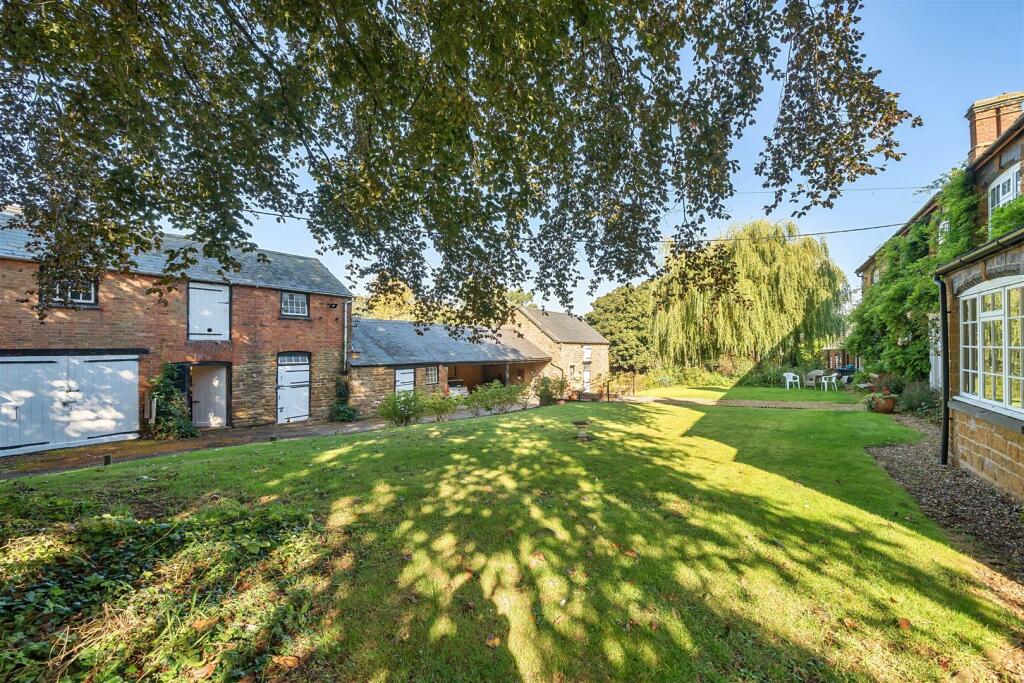 Church Farm, Long Buckby