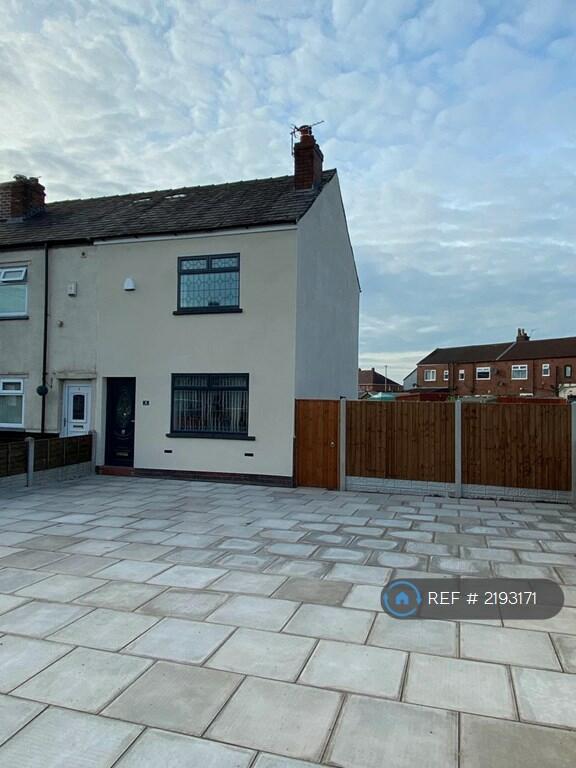 Poolstock Lane, Wigan, WN3