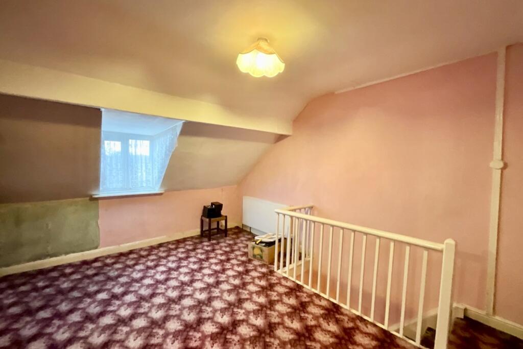 attic bedroom