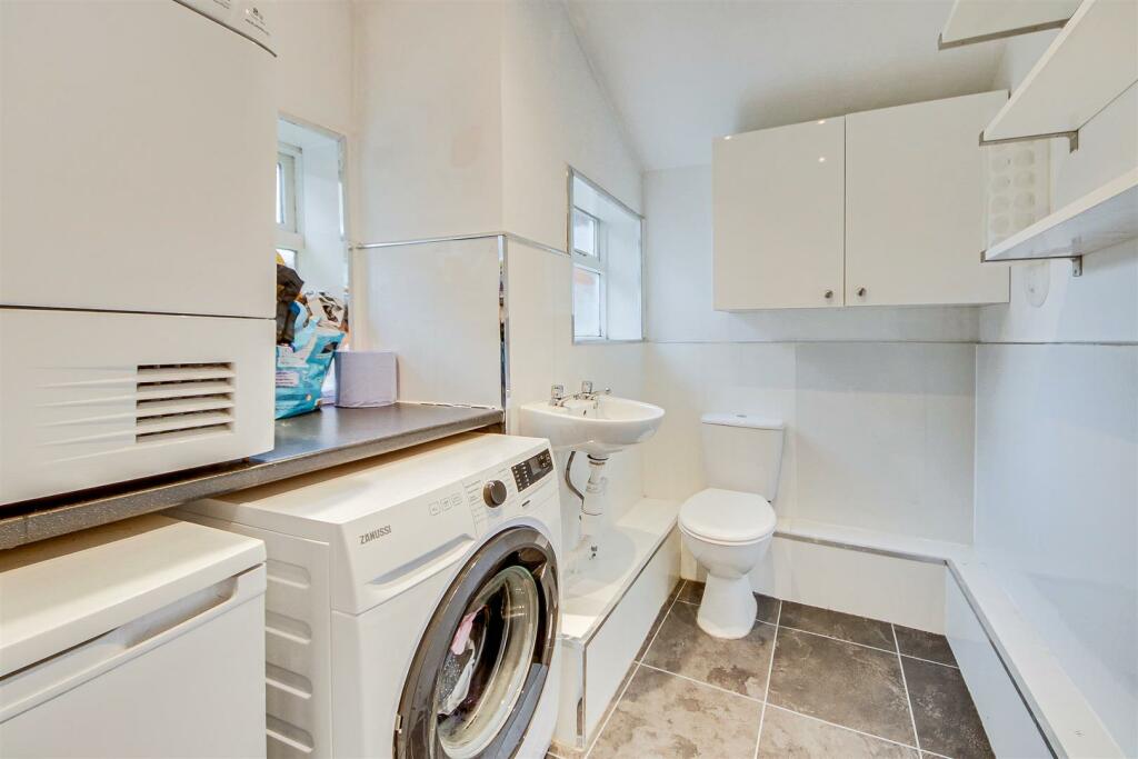 Shower / Utility Room