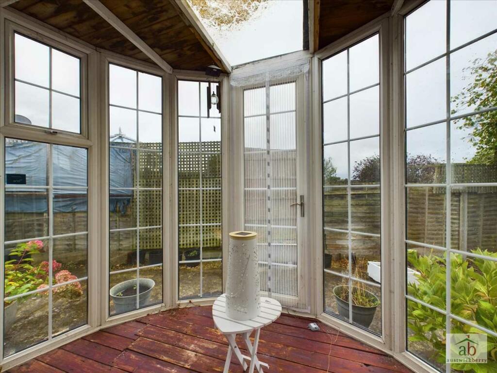 Garden room