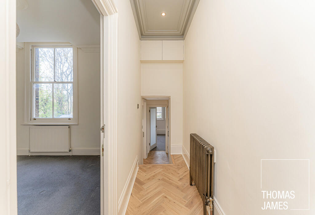 Whittington Road, wood flooring