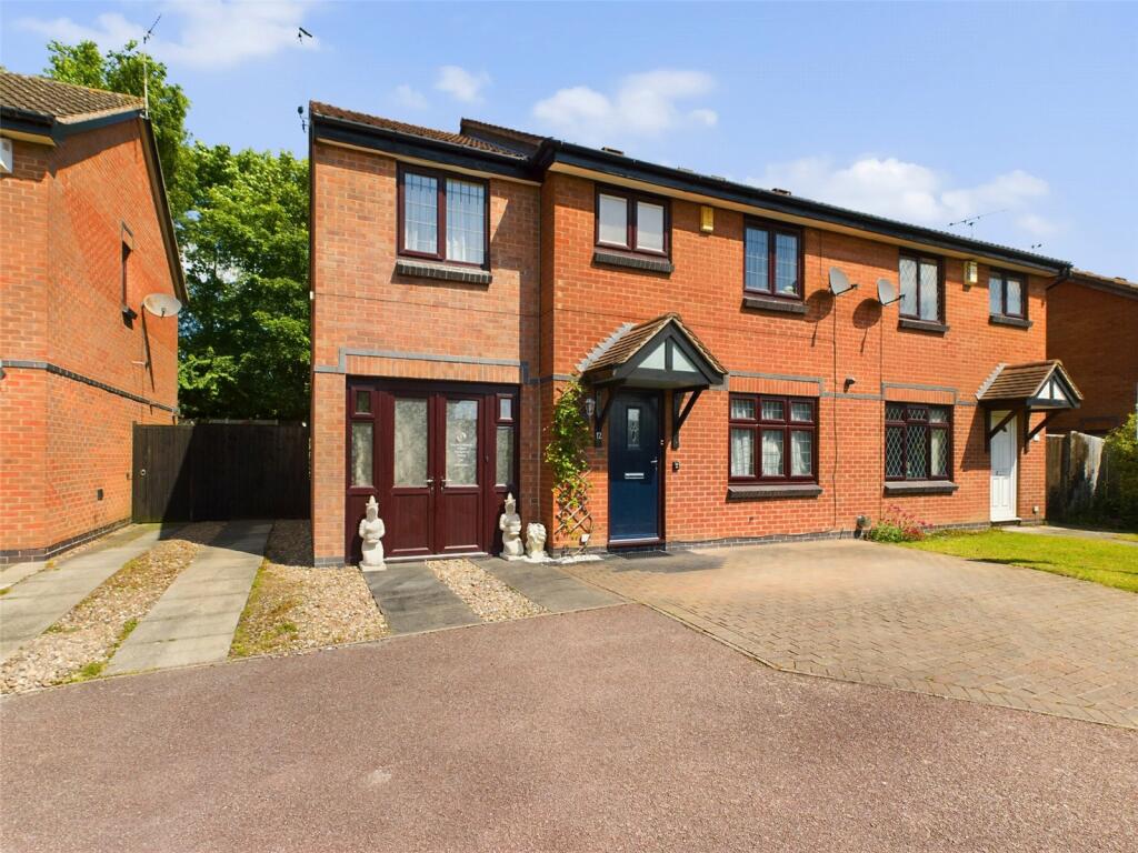 Crawford Close, Wollaton, Nottinghamshire, NG8