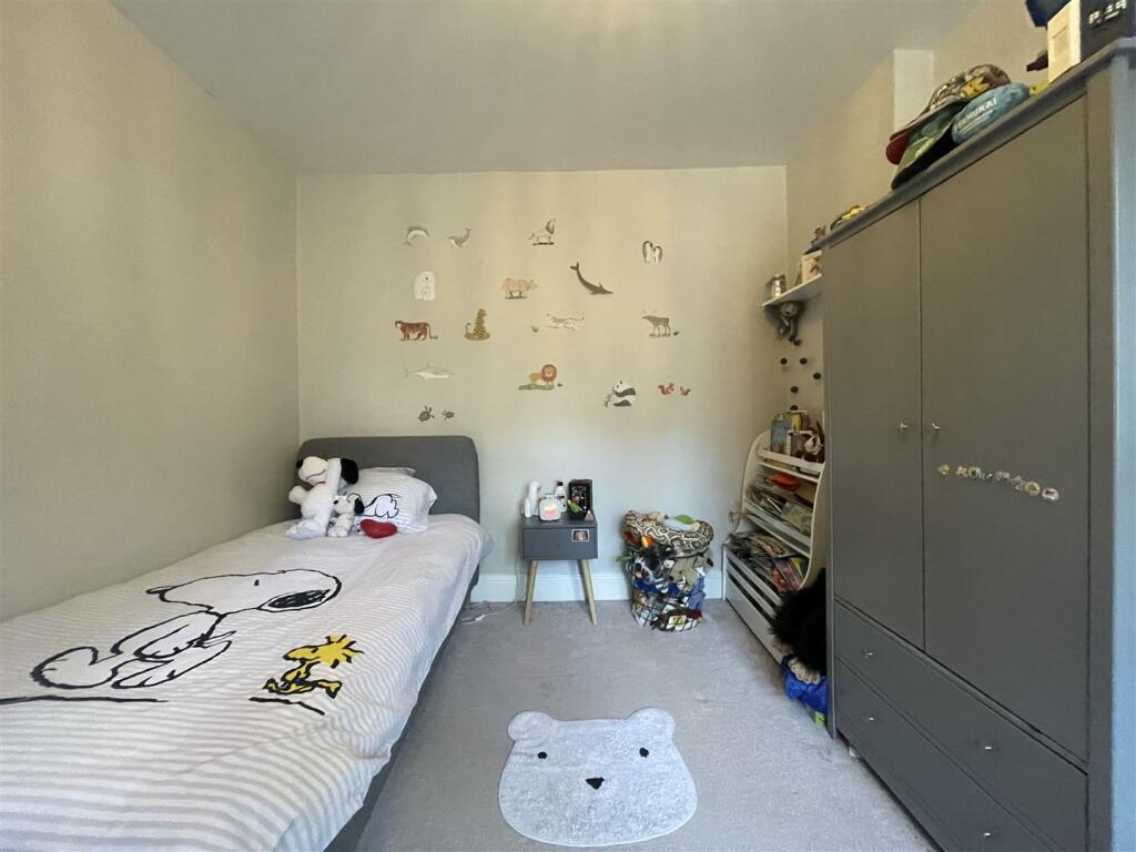 Bedroom3.jpg