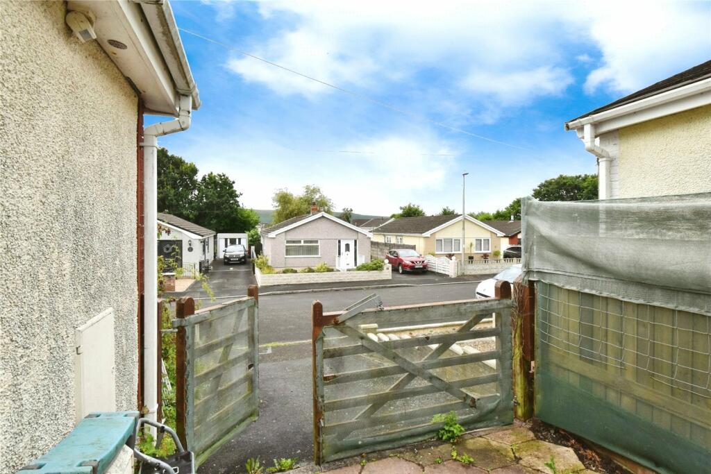 Derlyn Park, Ammanford, Carmarthenshire, SA18