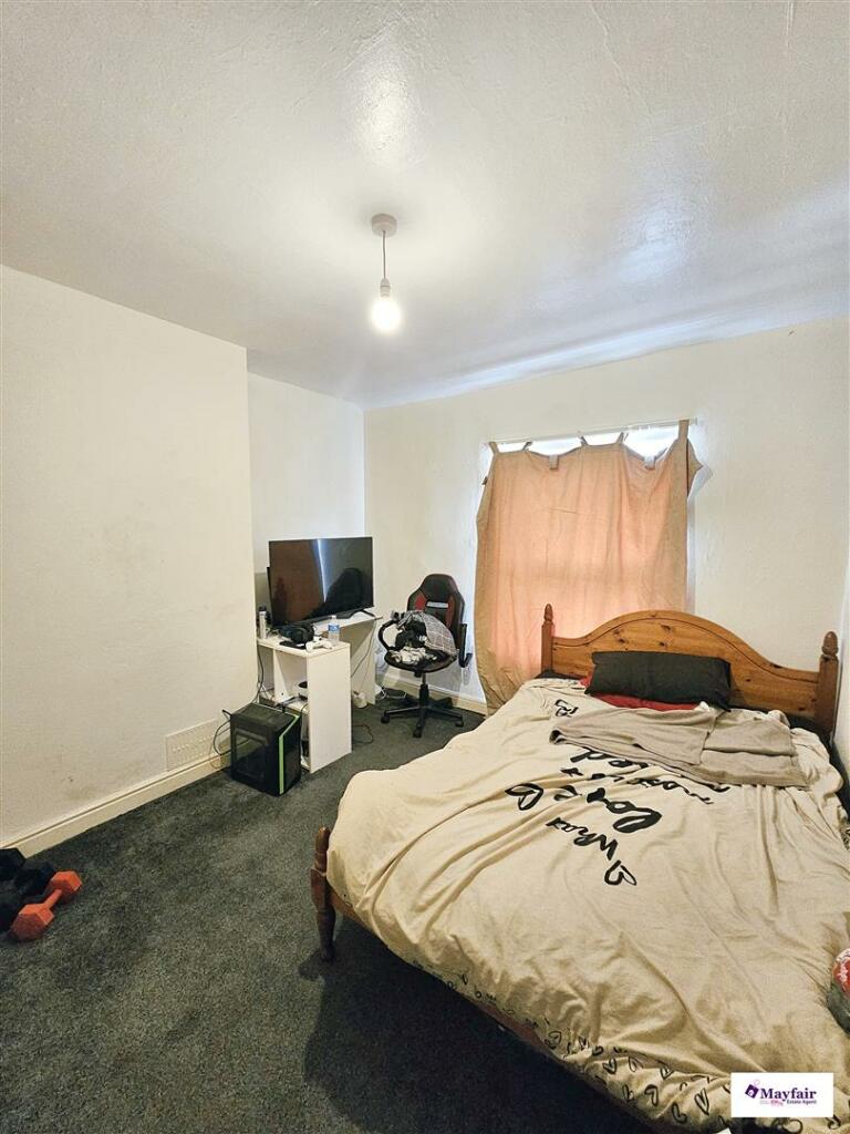 Bedroom.jpg