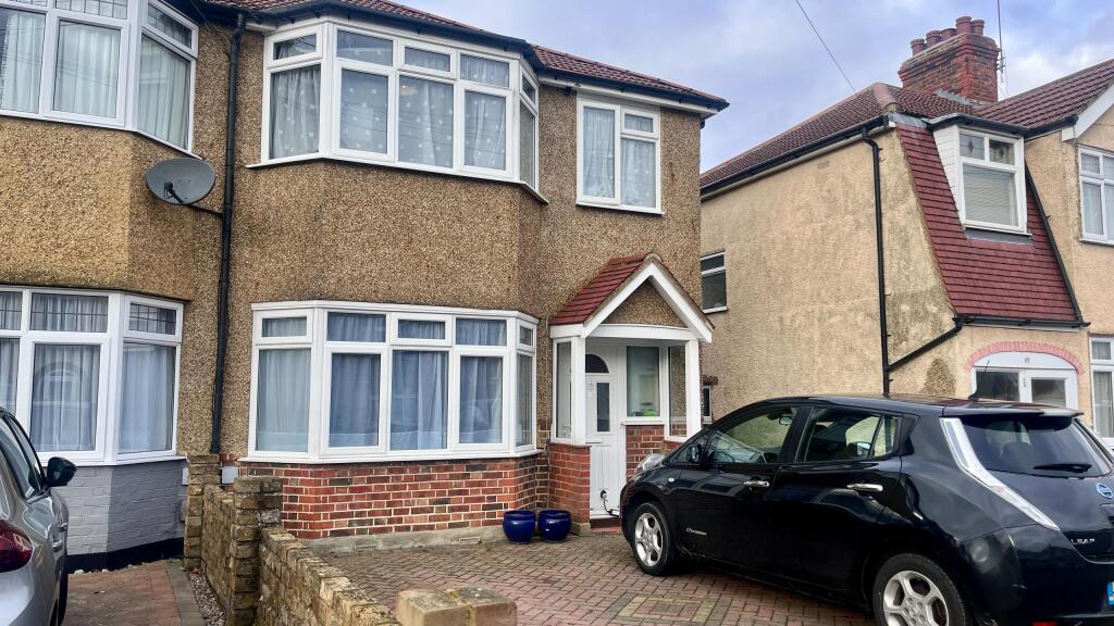 Riverholme Drive, West Ewell, Epsom, KT19