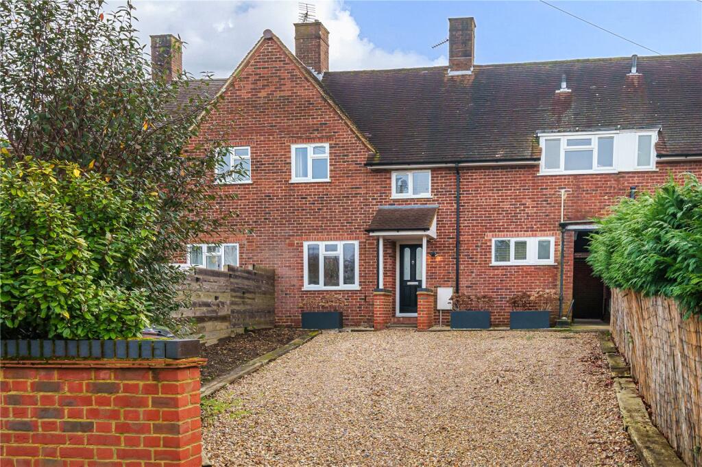 Rickford Hill, Worplesdon, Guildford, Surrey, GU3